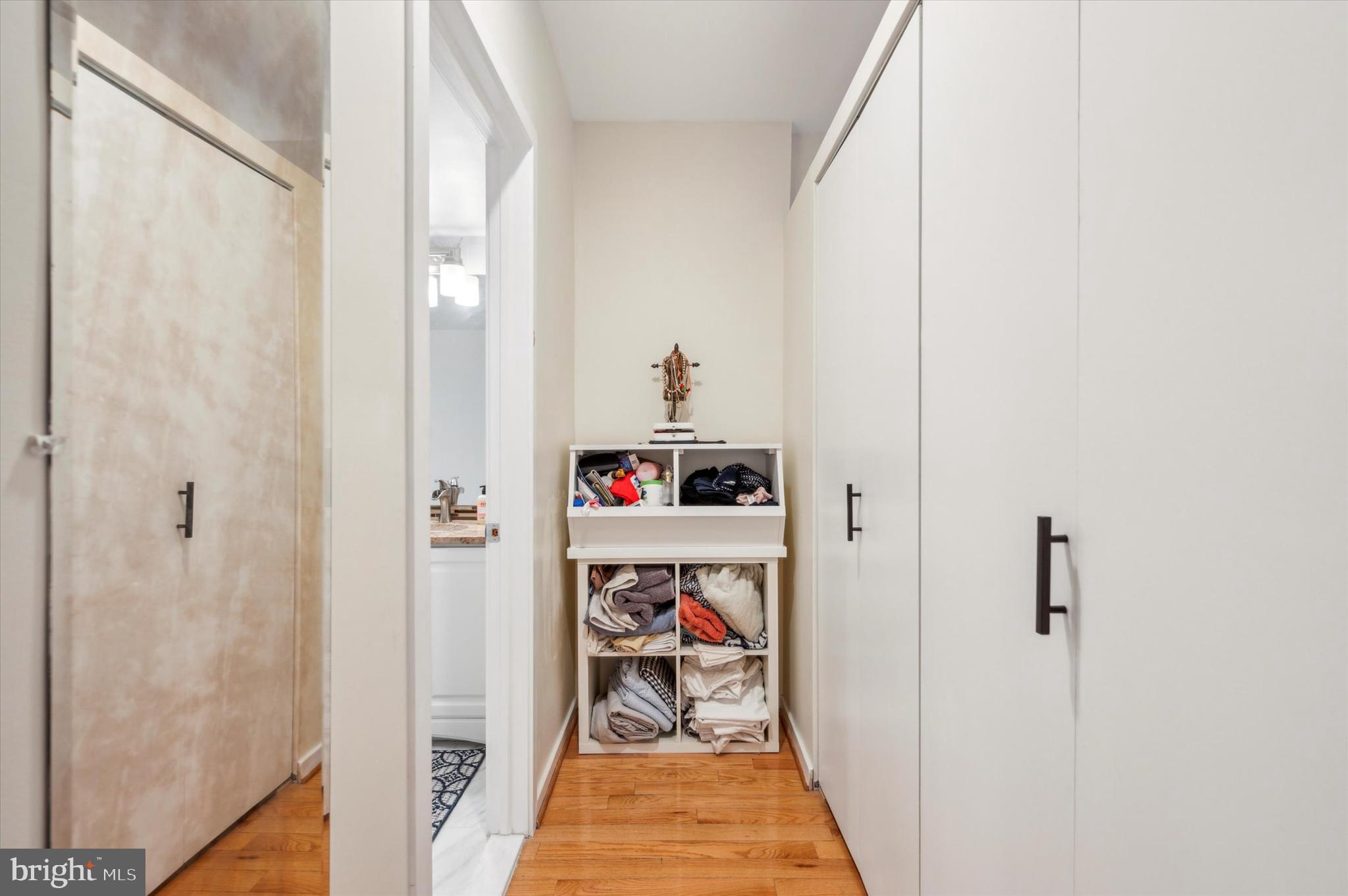 FAIRMOUNT - Residential