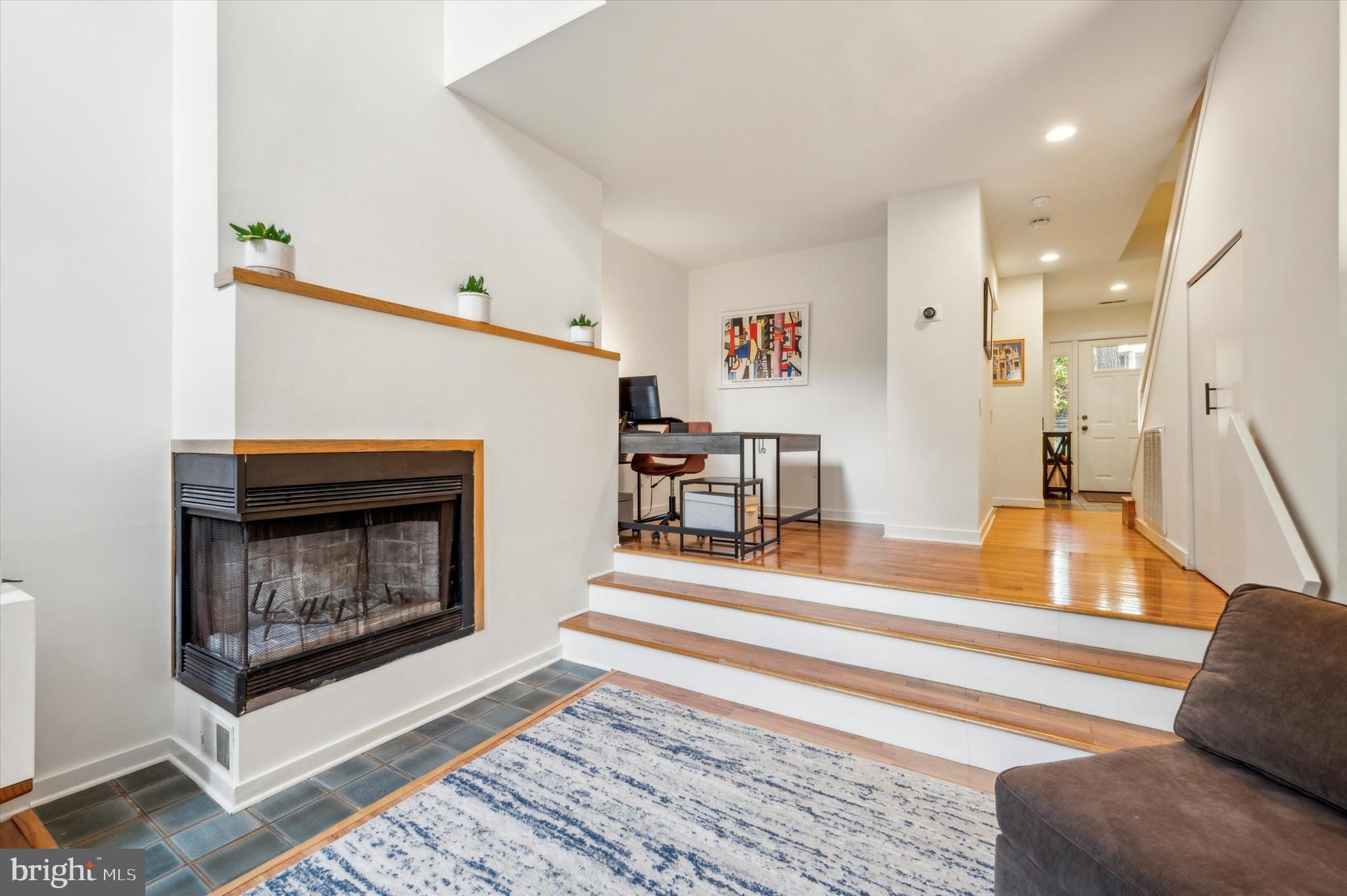 FAIRMOUNT - Residential