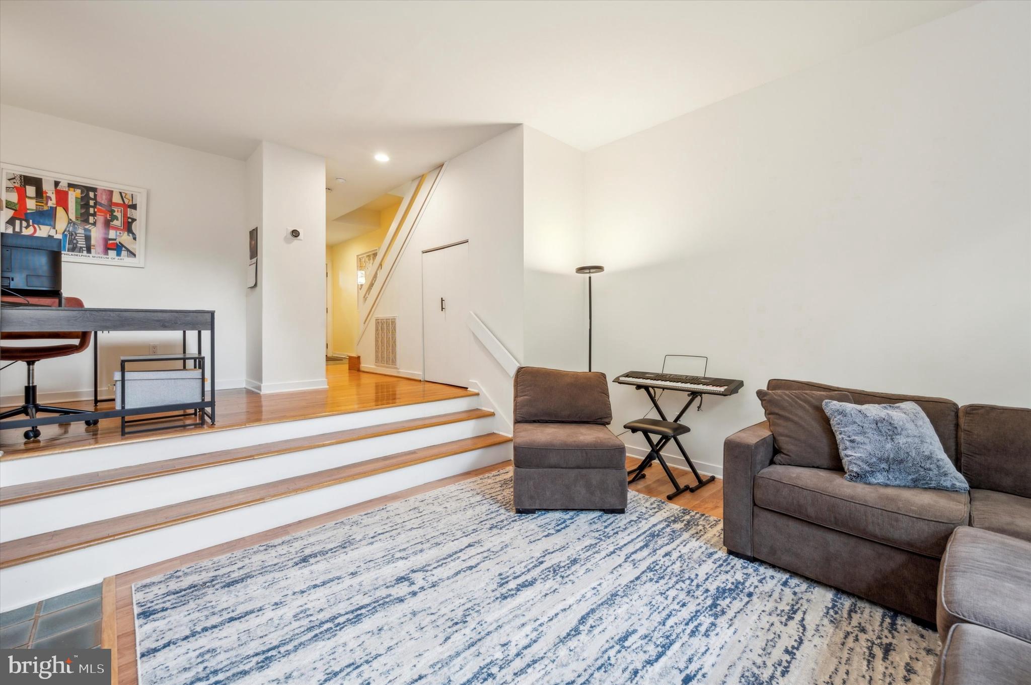 FAIRMOUNT - Residential