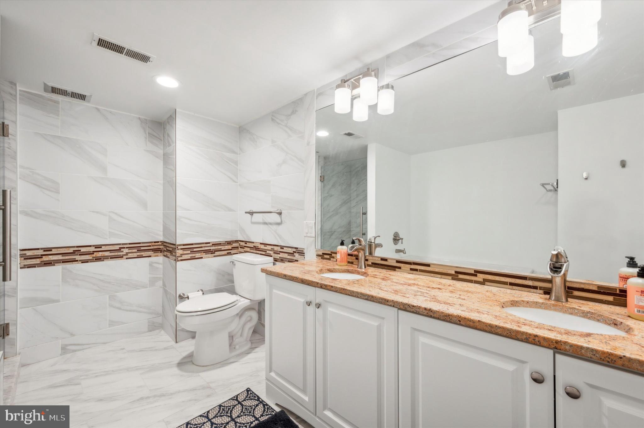 FAIRMOUNT - Residential