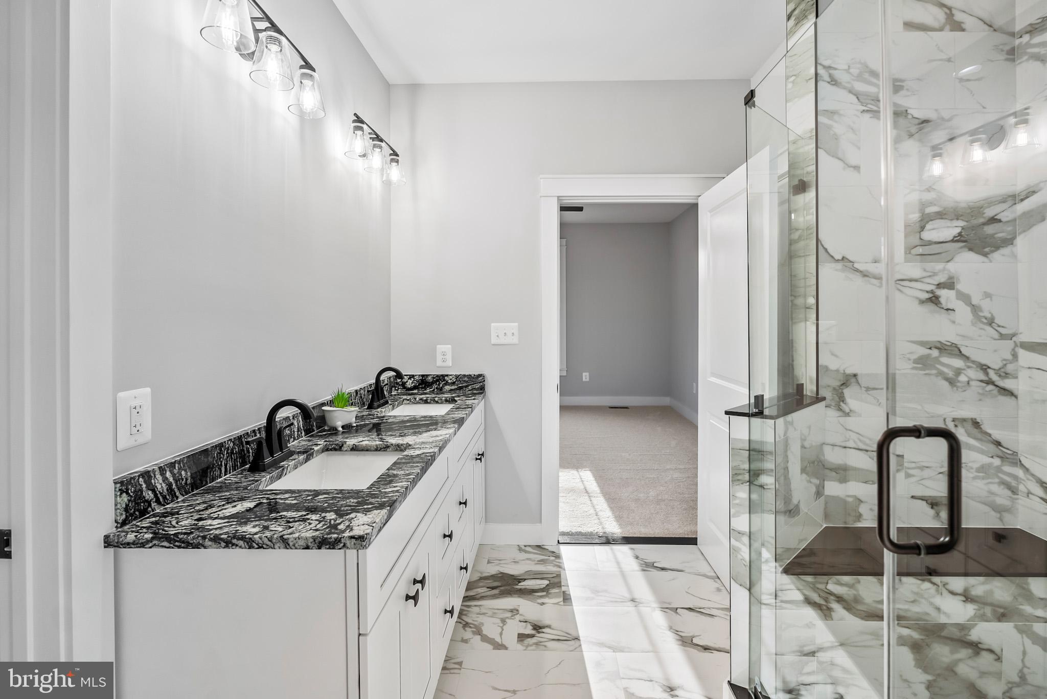 LAKE COUNTRY ESTATES - Residential