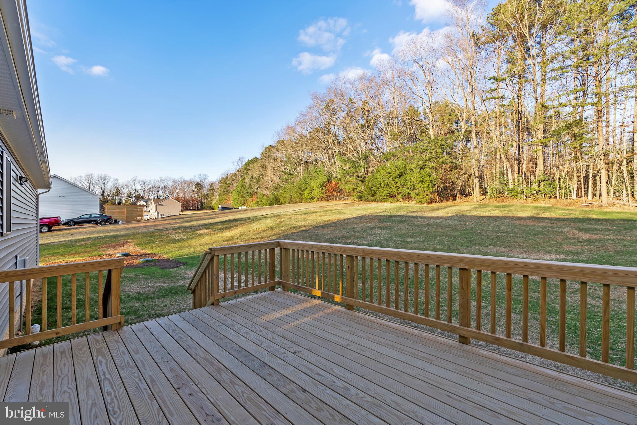 LAKE COUNTRY ESTATES - Residential