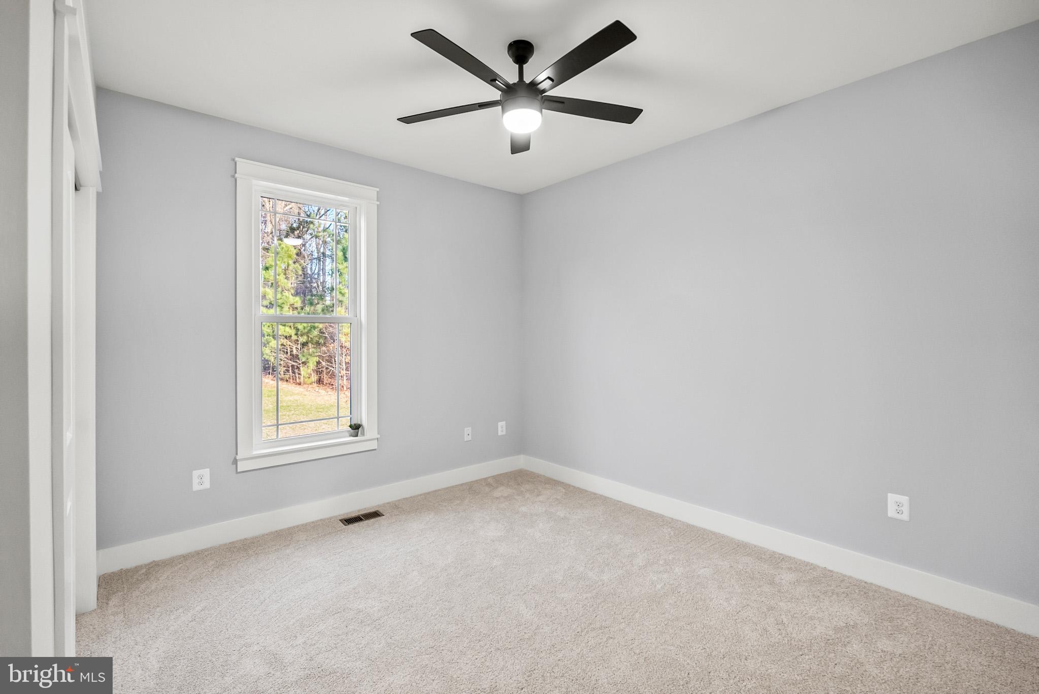 LAKE COUNTRY ESTATES - Residential