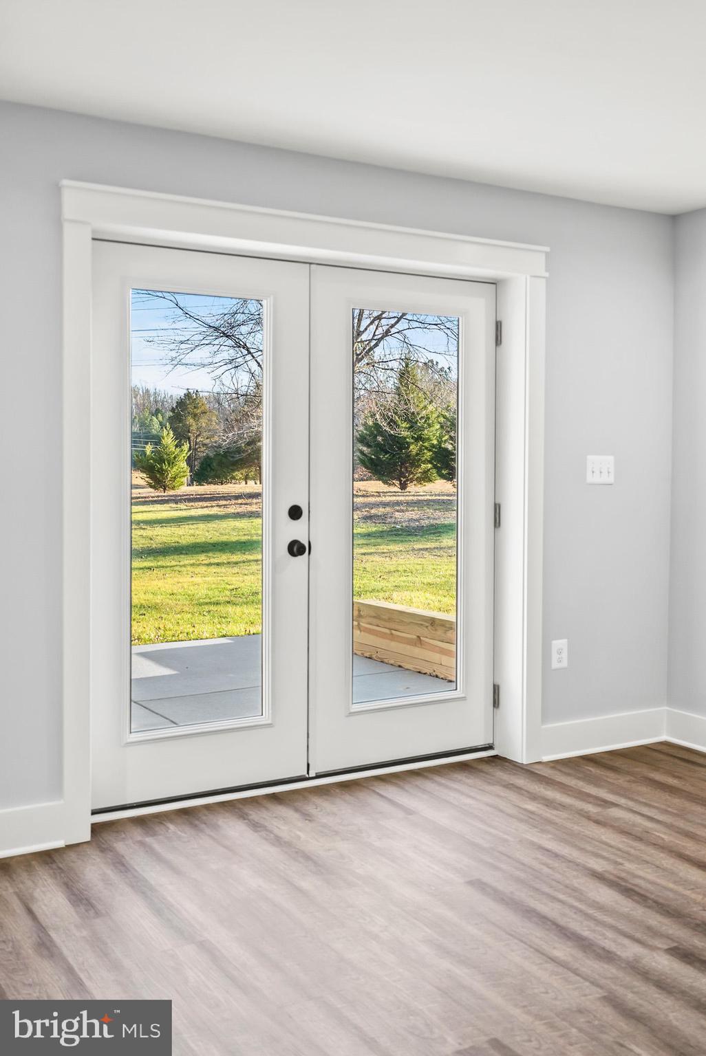 LAKE COUNTRY ESTATES - Residential