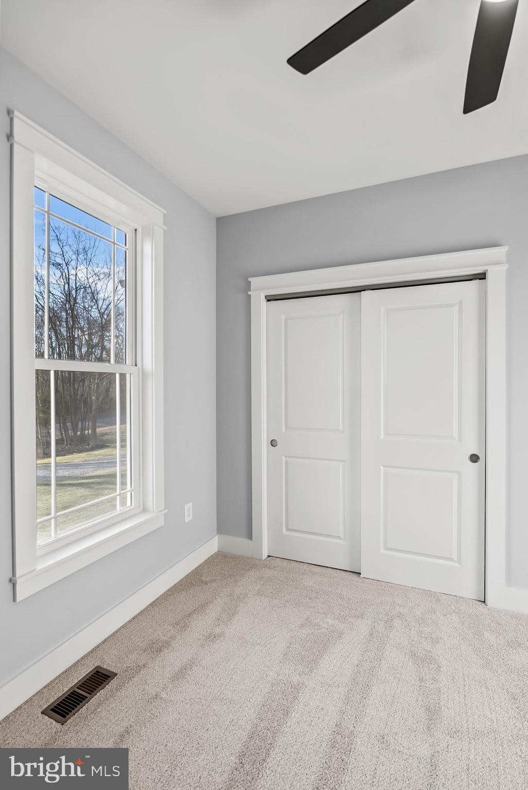 LAKE COUNTRY ESTATES - Residential