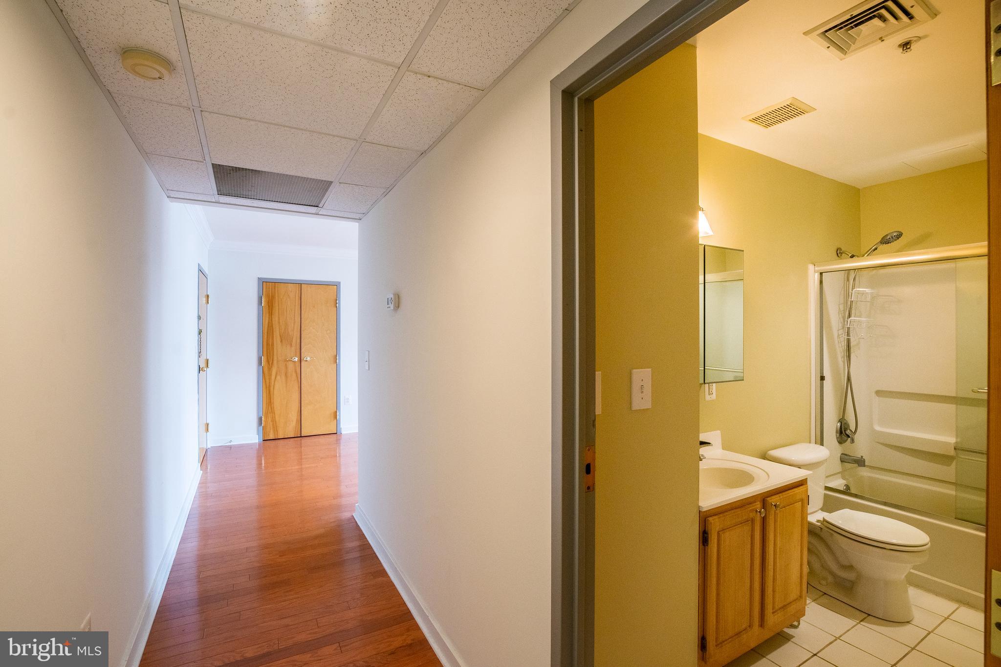 RITTENHOUSE SQUARE - Residential Lease