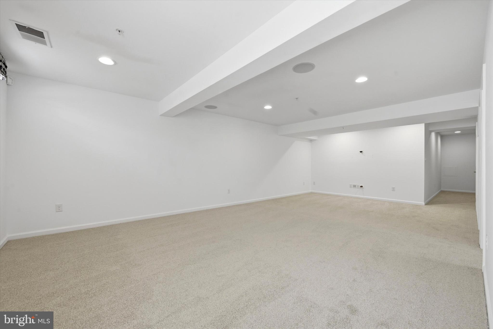 LINKS AT INNISCRONE - Residential