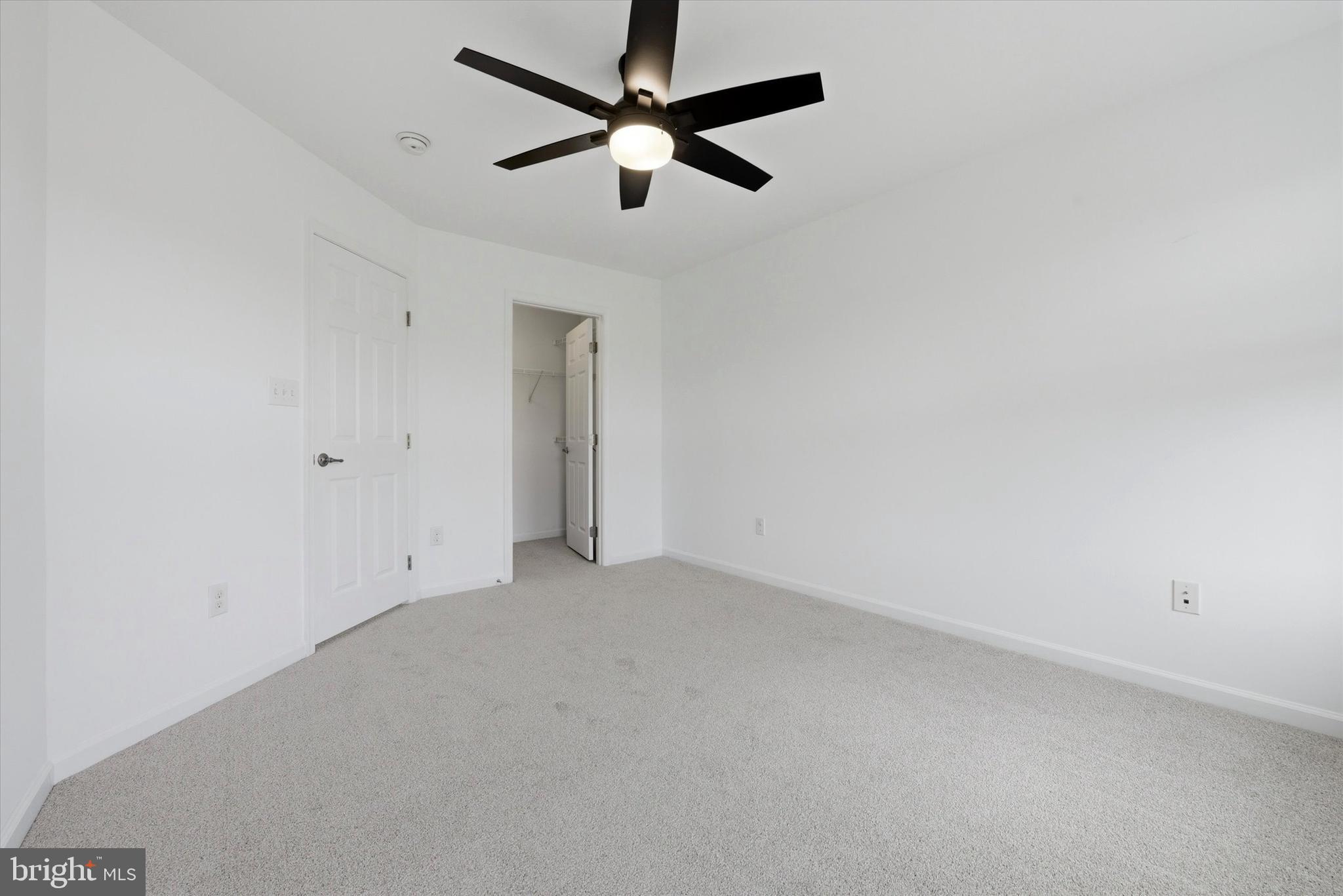 LINKS AT INNISCRONE - Residential