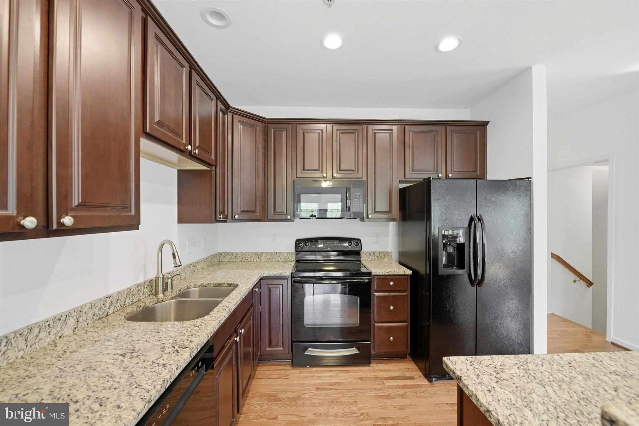 LINKS AT INNISCRONE - Residential