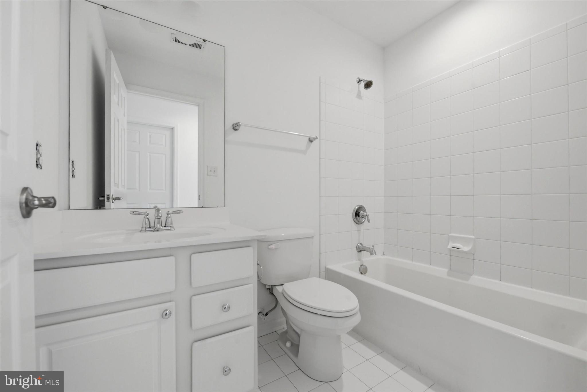 LINKS AT INNISCRONE - Residential