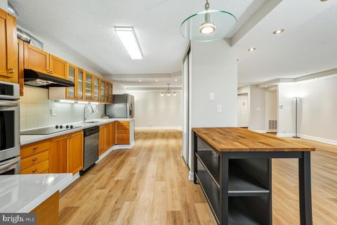 5904 MOUNT EAGLE DRIVE 601 ALEXANDRIA VA 22303