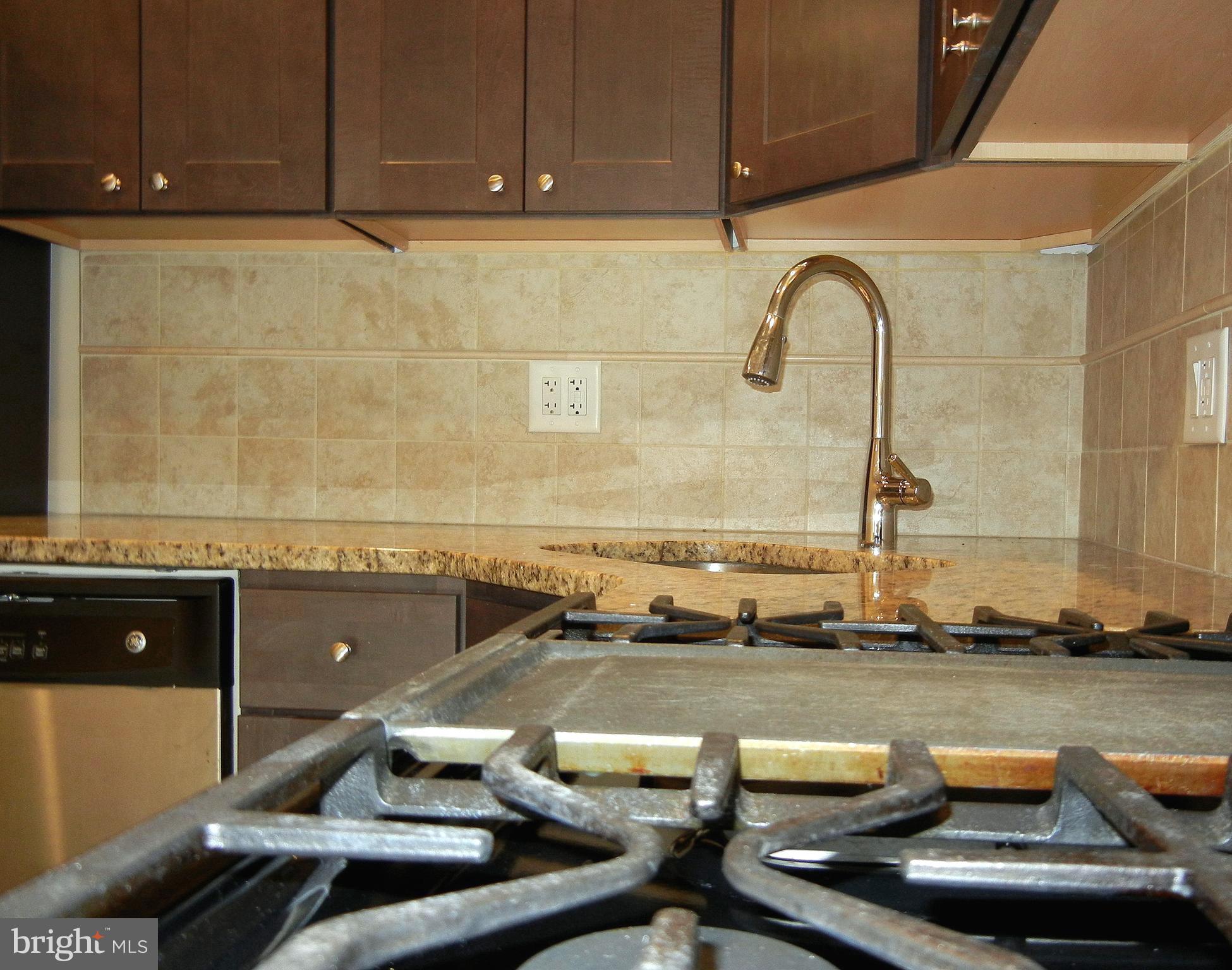 EAST PASSYUNK CROSSING - Residential Lease