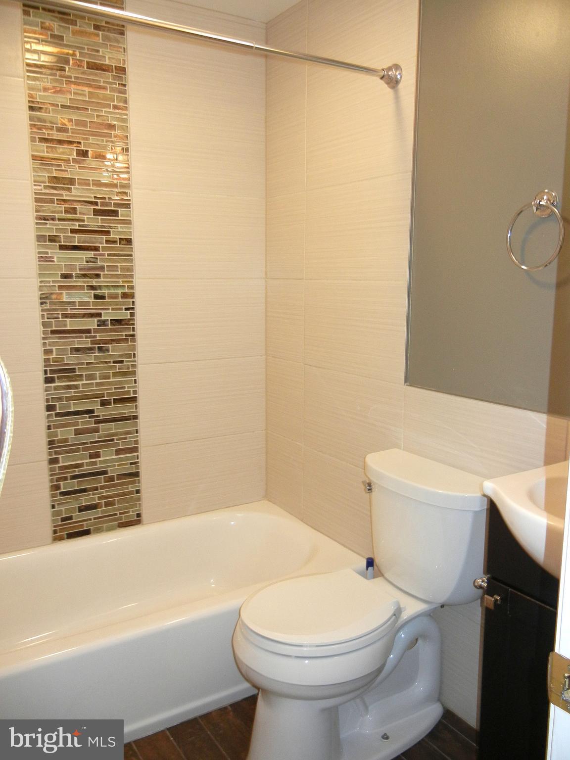 EAST PASSYUNK CROSSING - Residential Lease