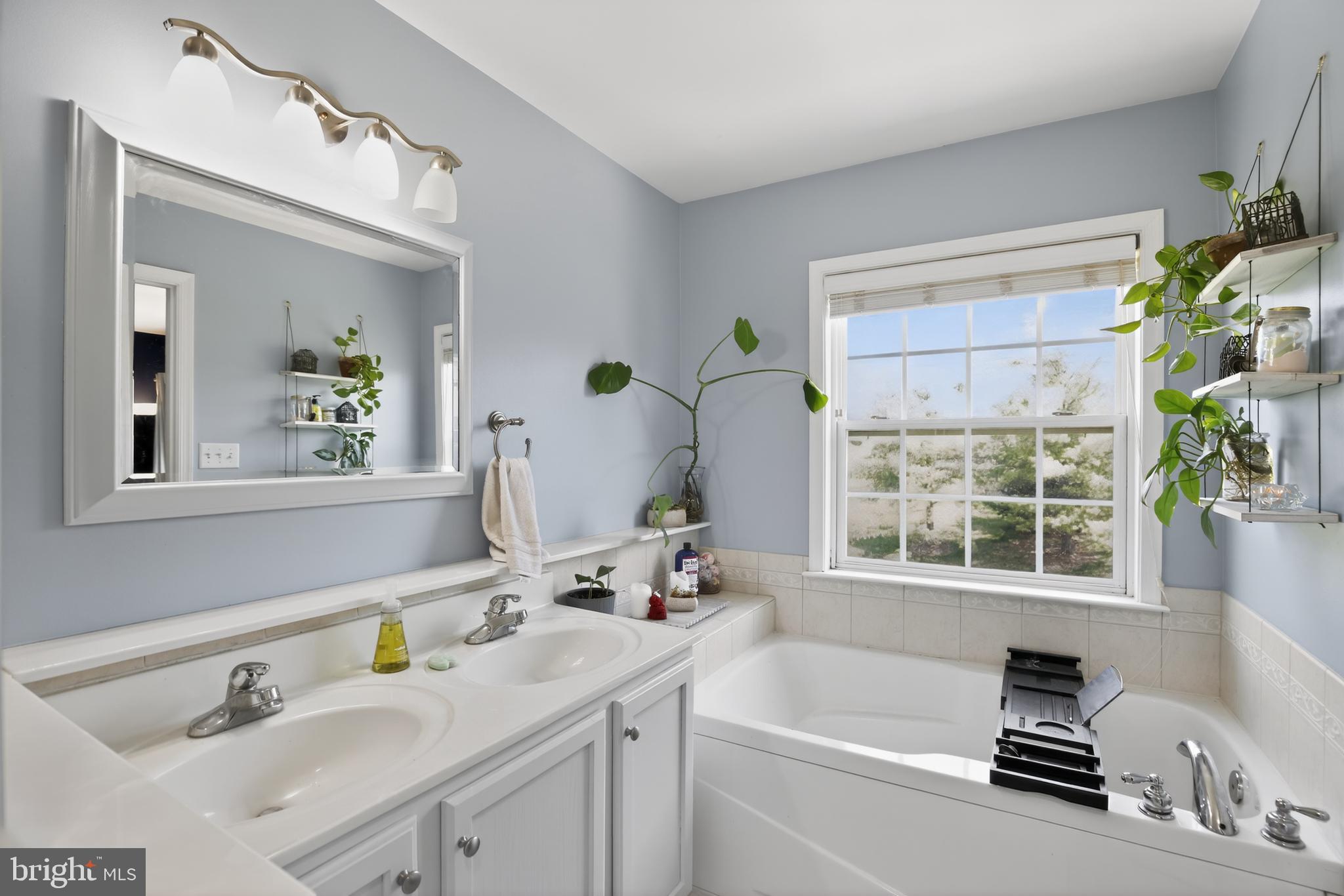 RIDGEVIEW II - Residential