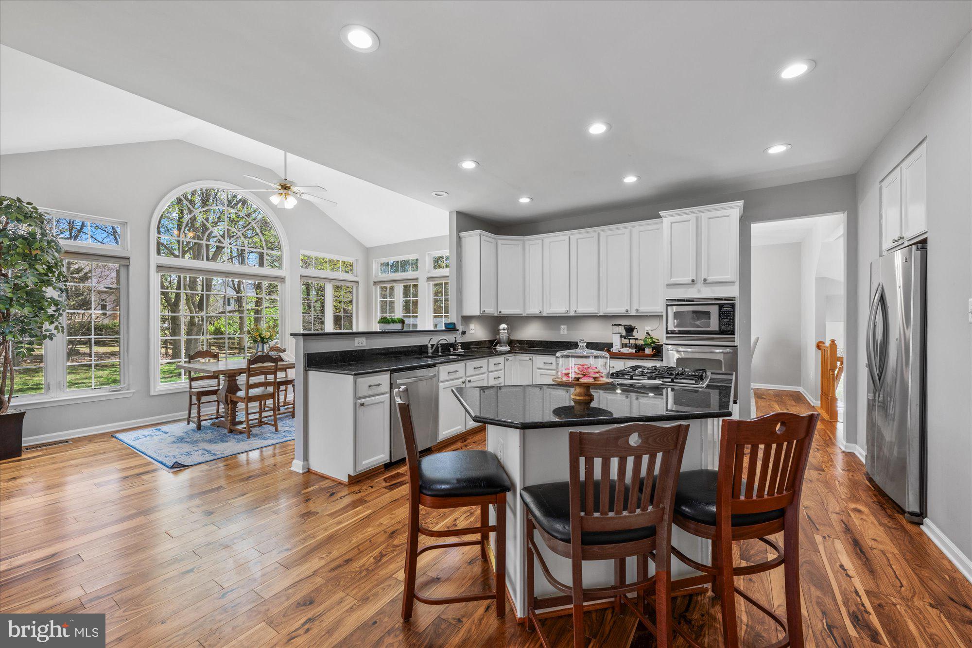 KINGS BRIDGE - Residential