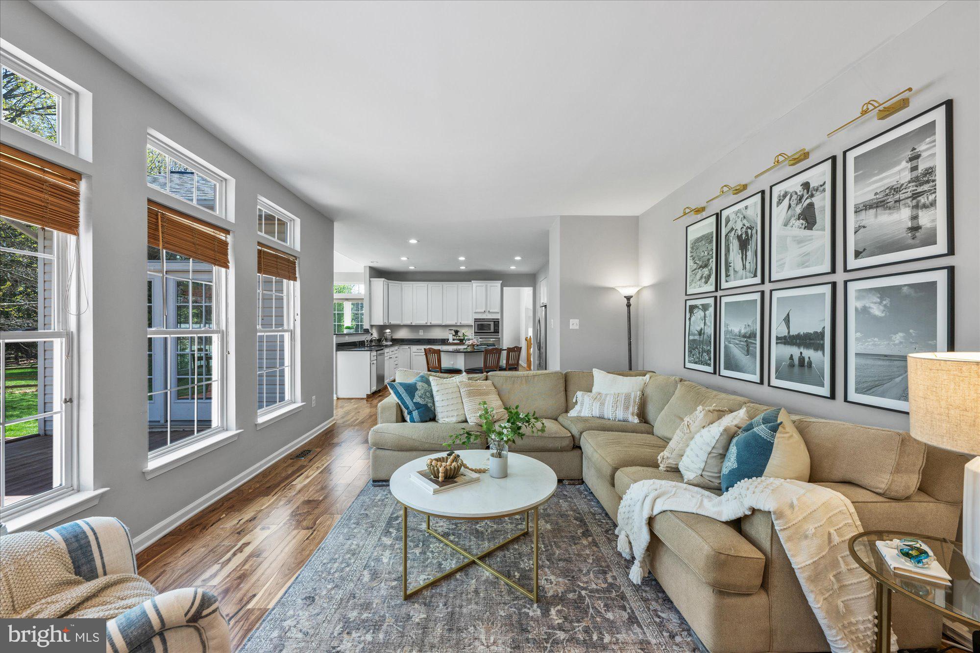 KINGS BRIDGE - Residential