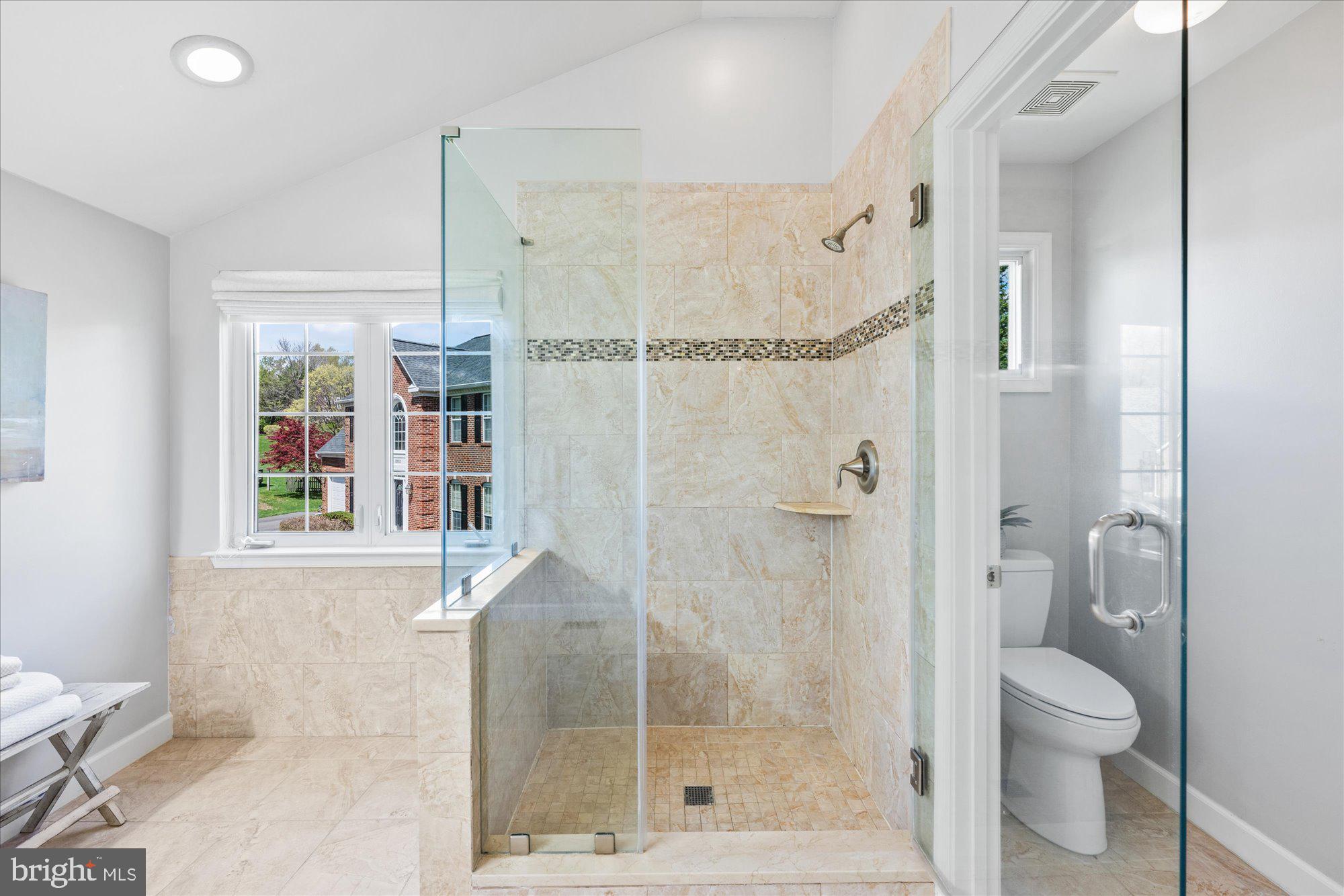 KINGS BRIDGE - Residential