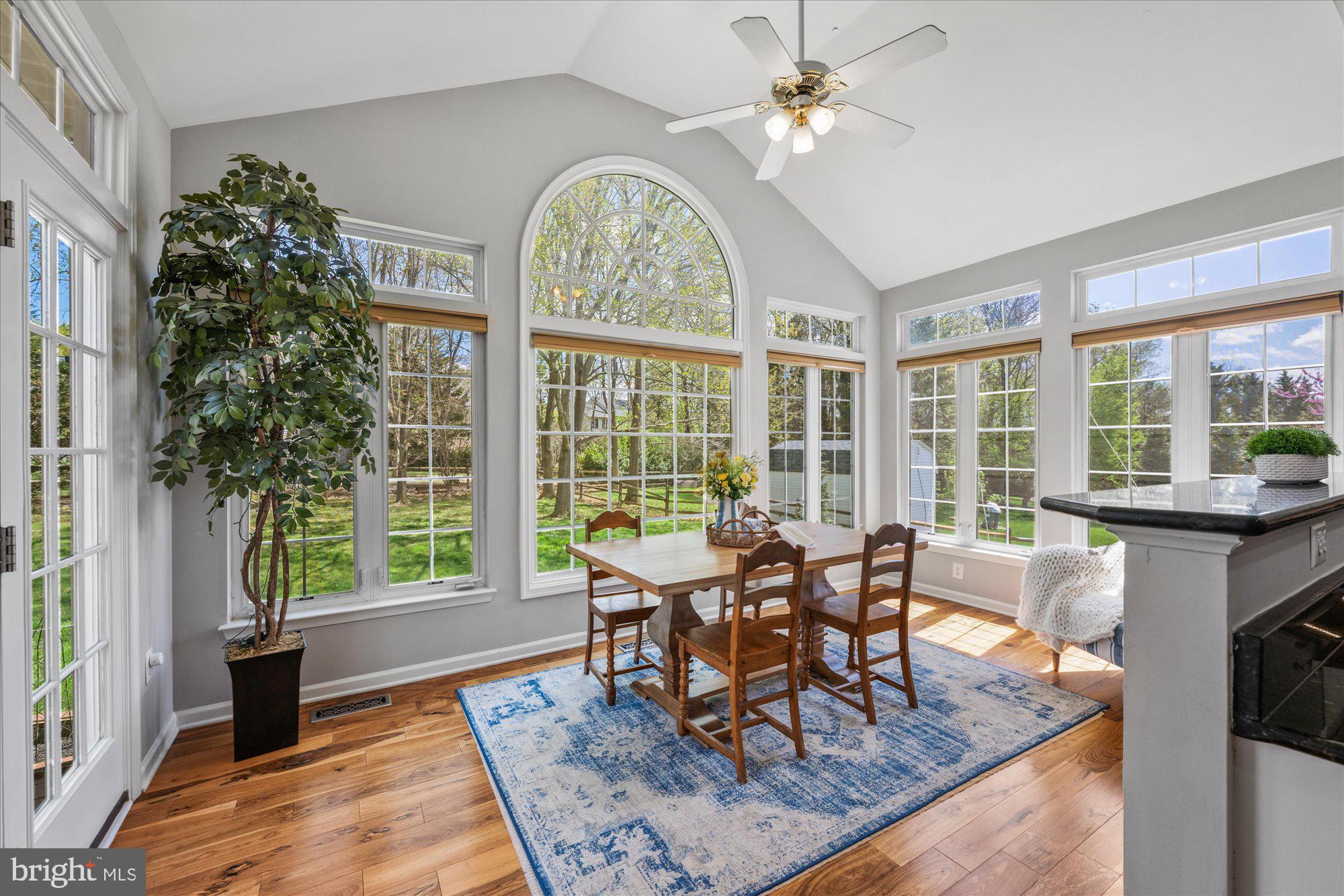 KINGS BRIDGE - Residential