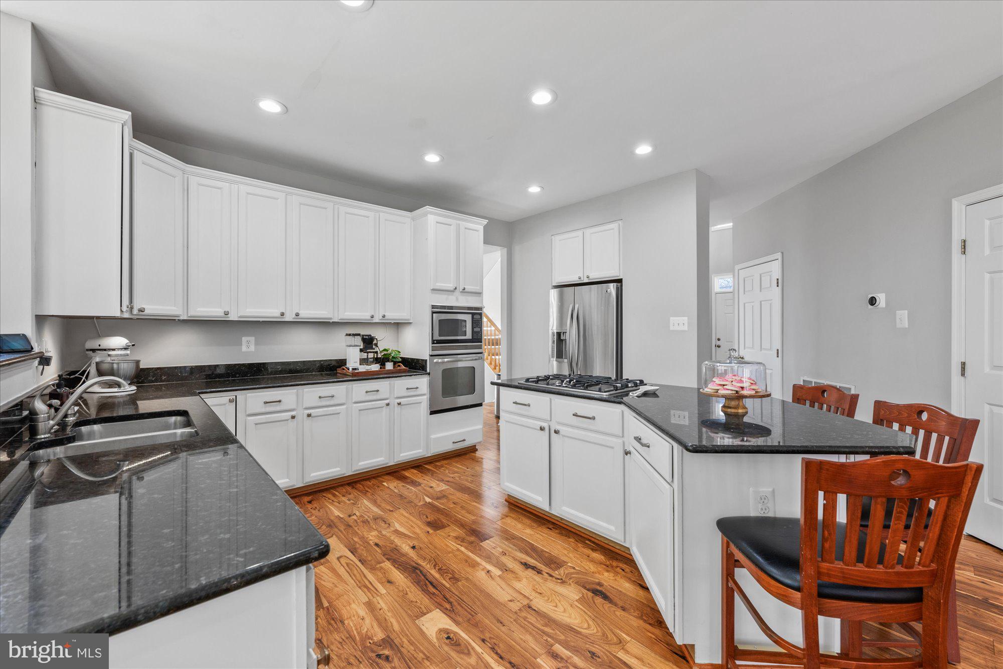 KINGS BRIDGE - Residential