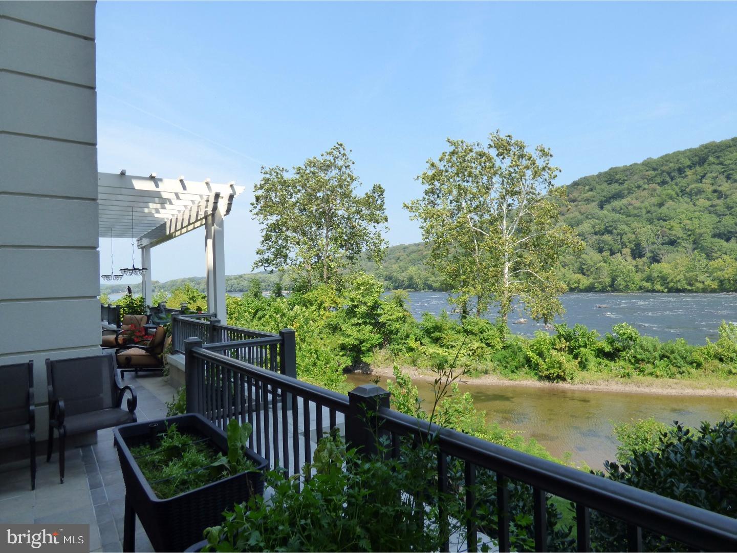 WATERVIEW PLACE - Residential