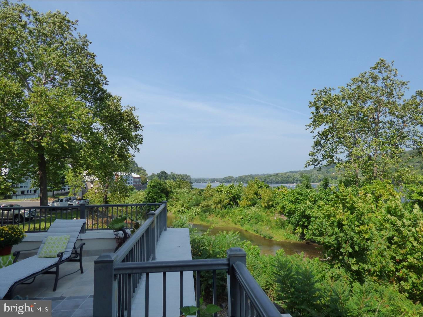 WATERVIEW PLACE - Residential