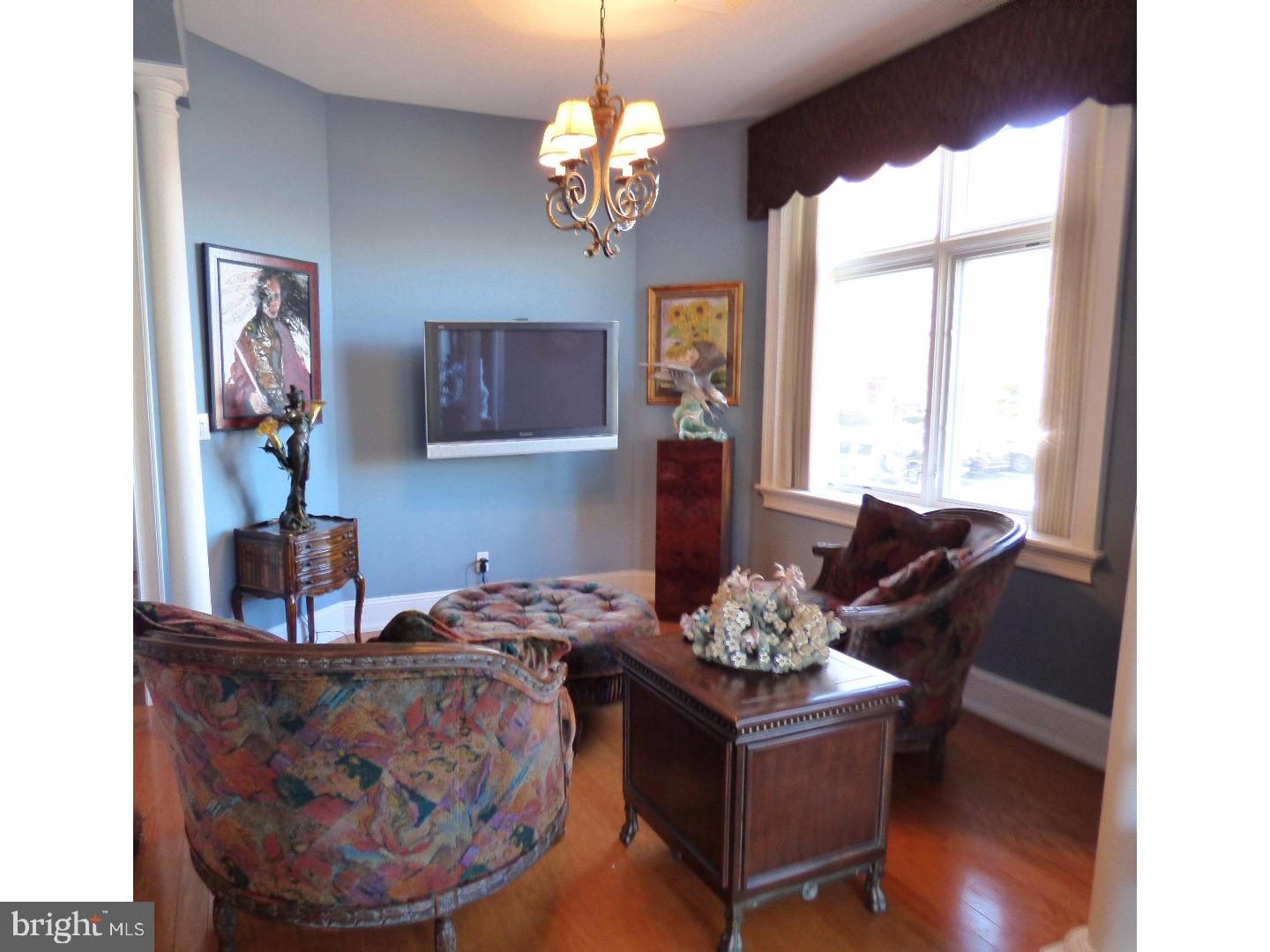 WATERVIEW PLACE - Residential