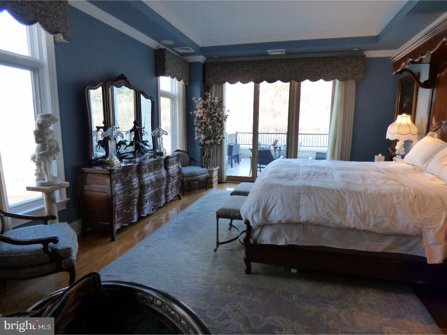 WATERVIEW PLACE - Residential