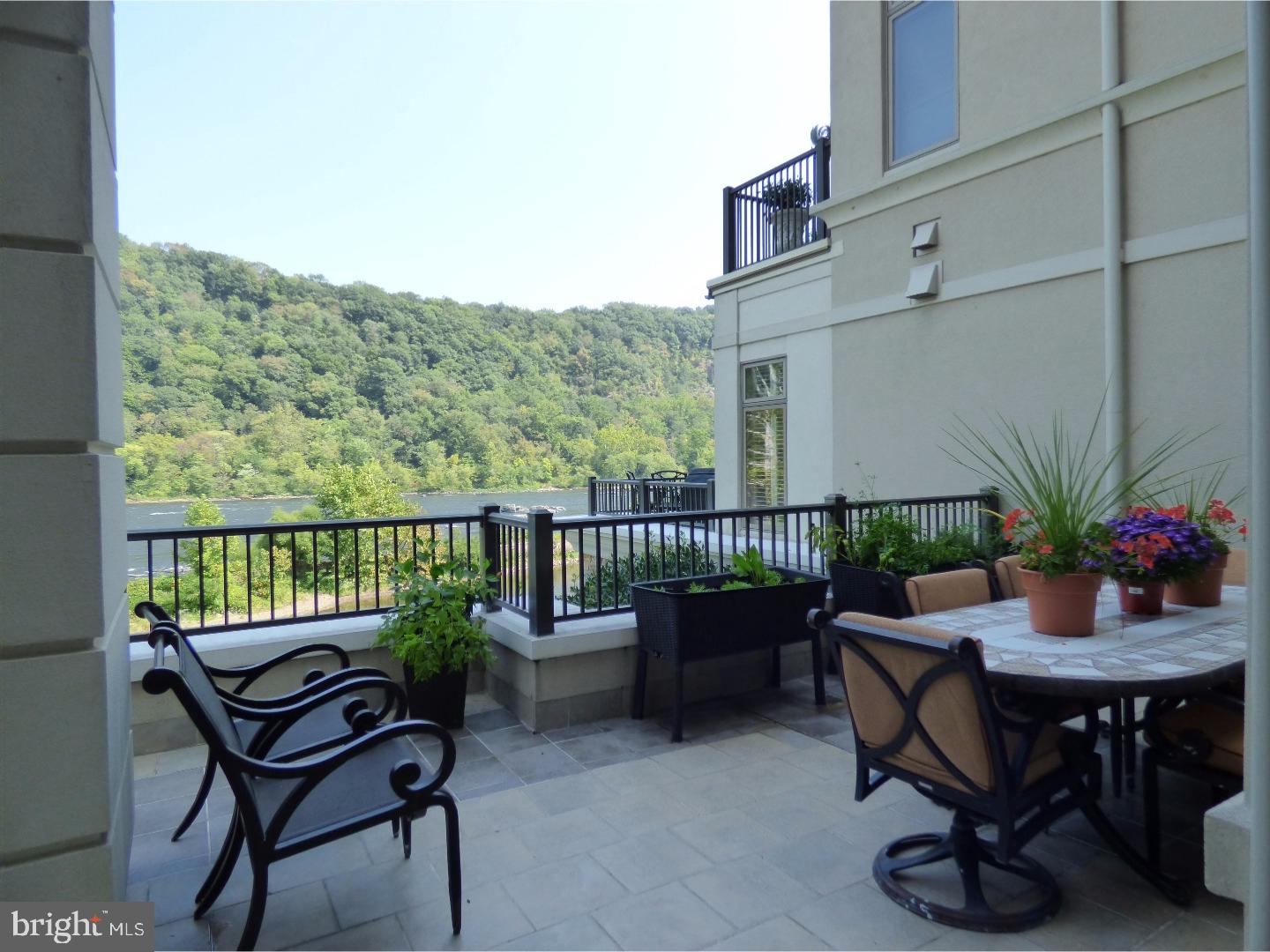 WATERVIEW PLACE - Residential