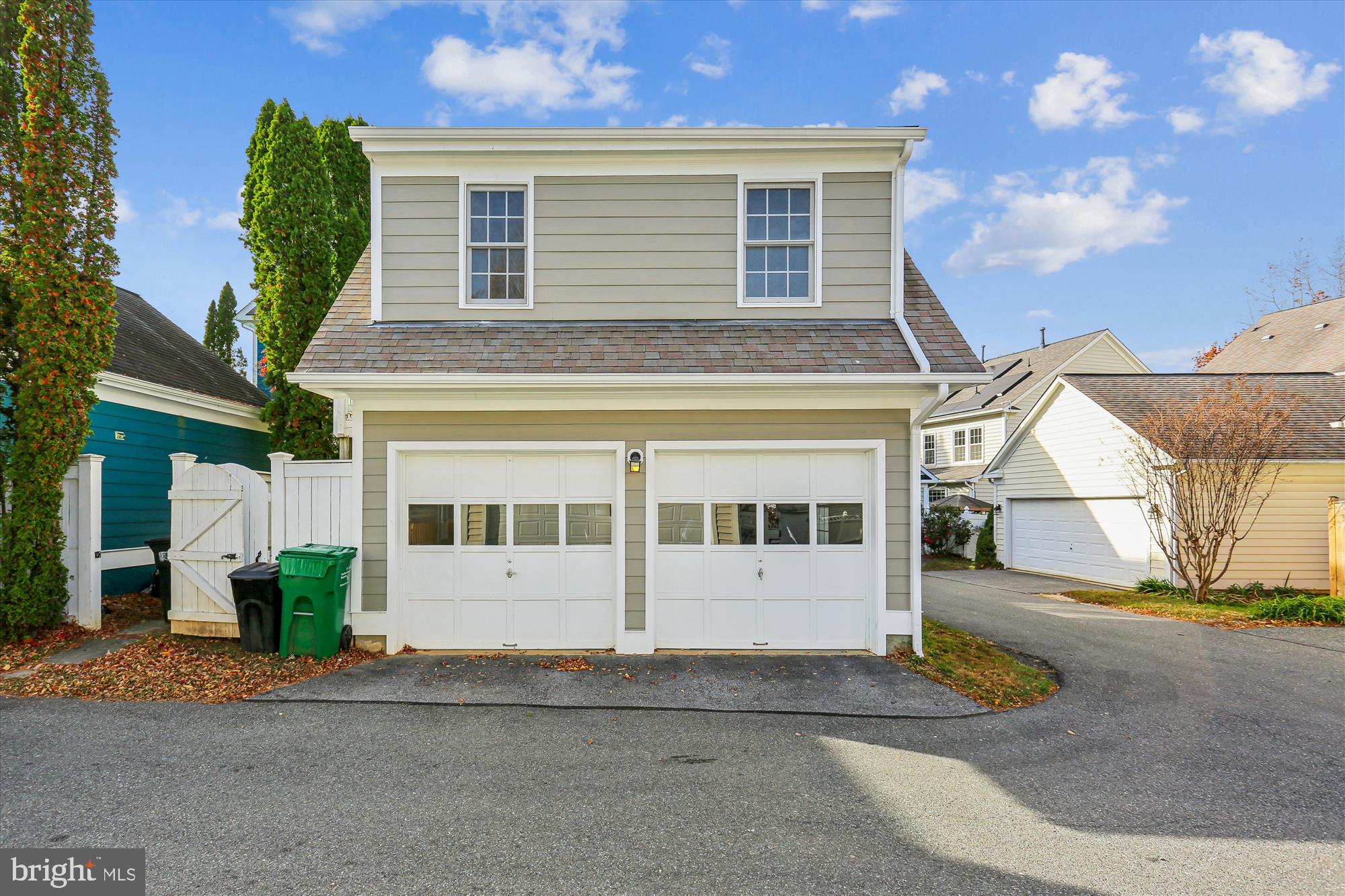 LAKELANDS - Residential