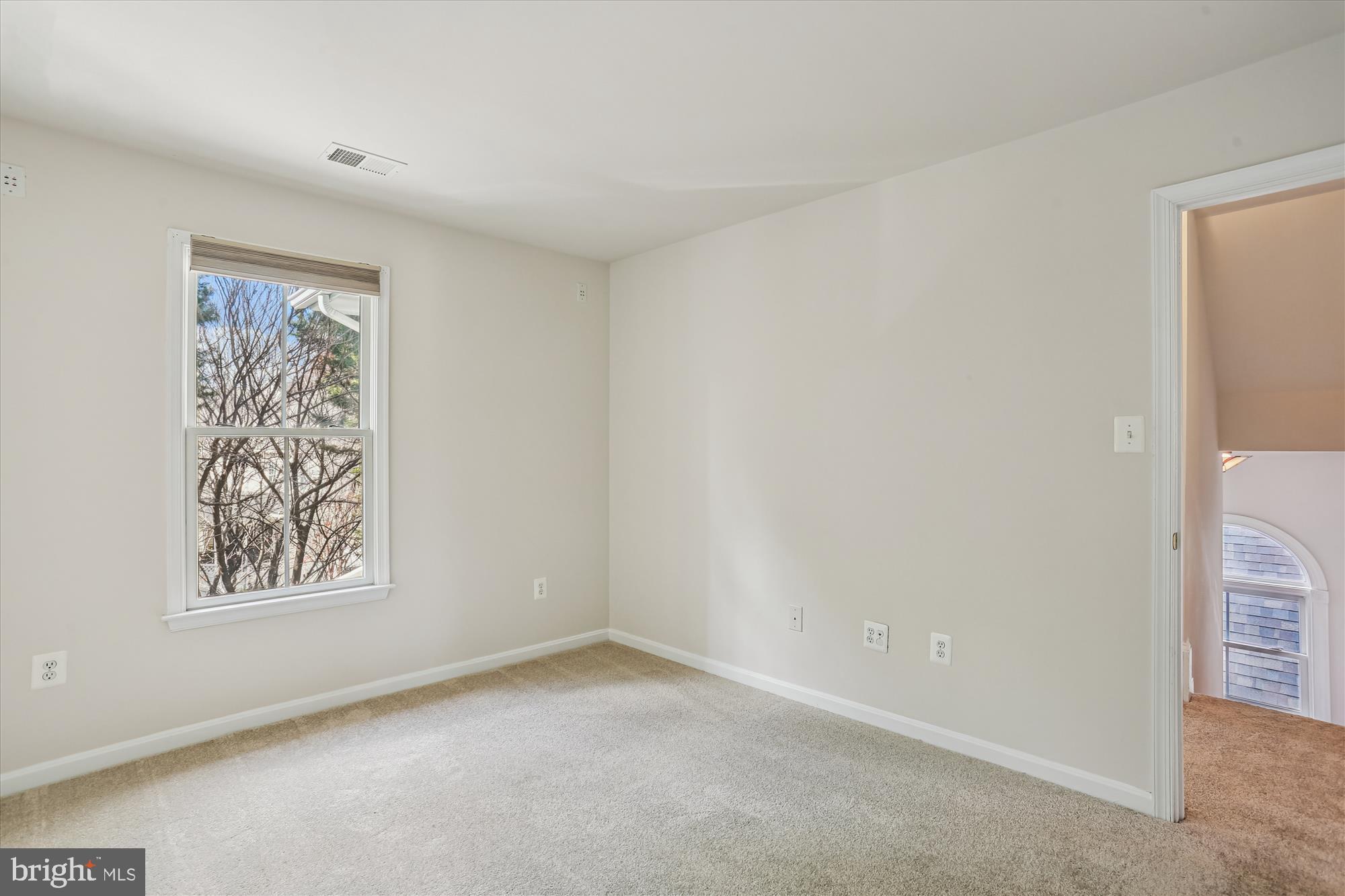 LAKELANDS - Residential