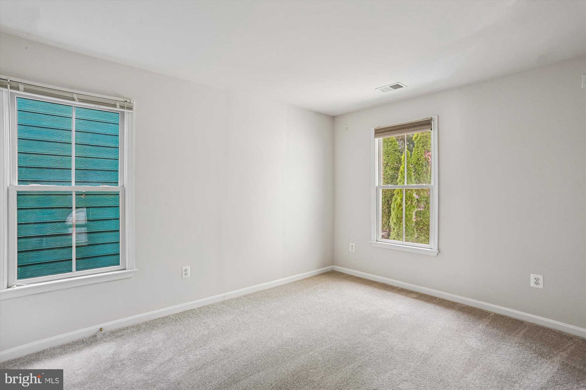 LAKELANDS - Residential