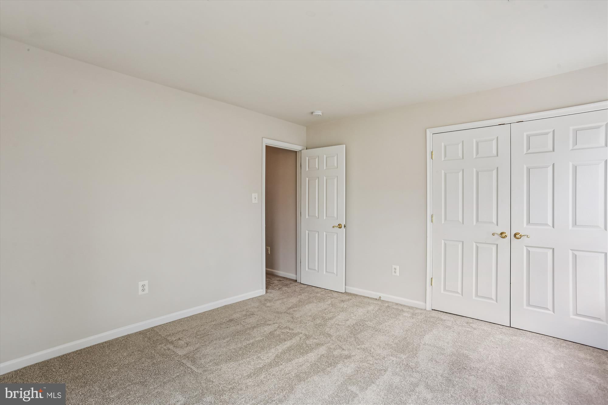 LAKELANDS - Residential