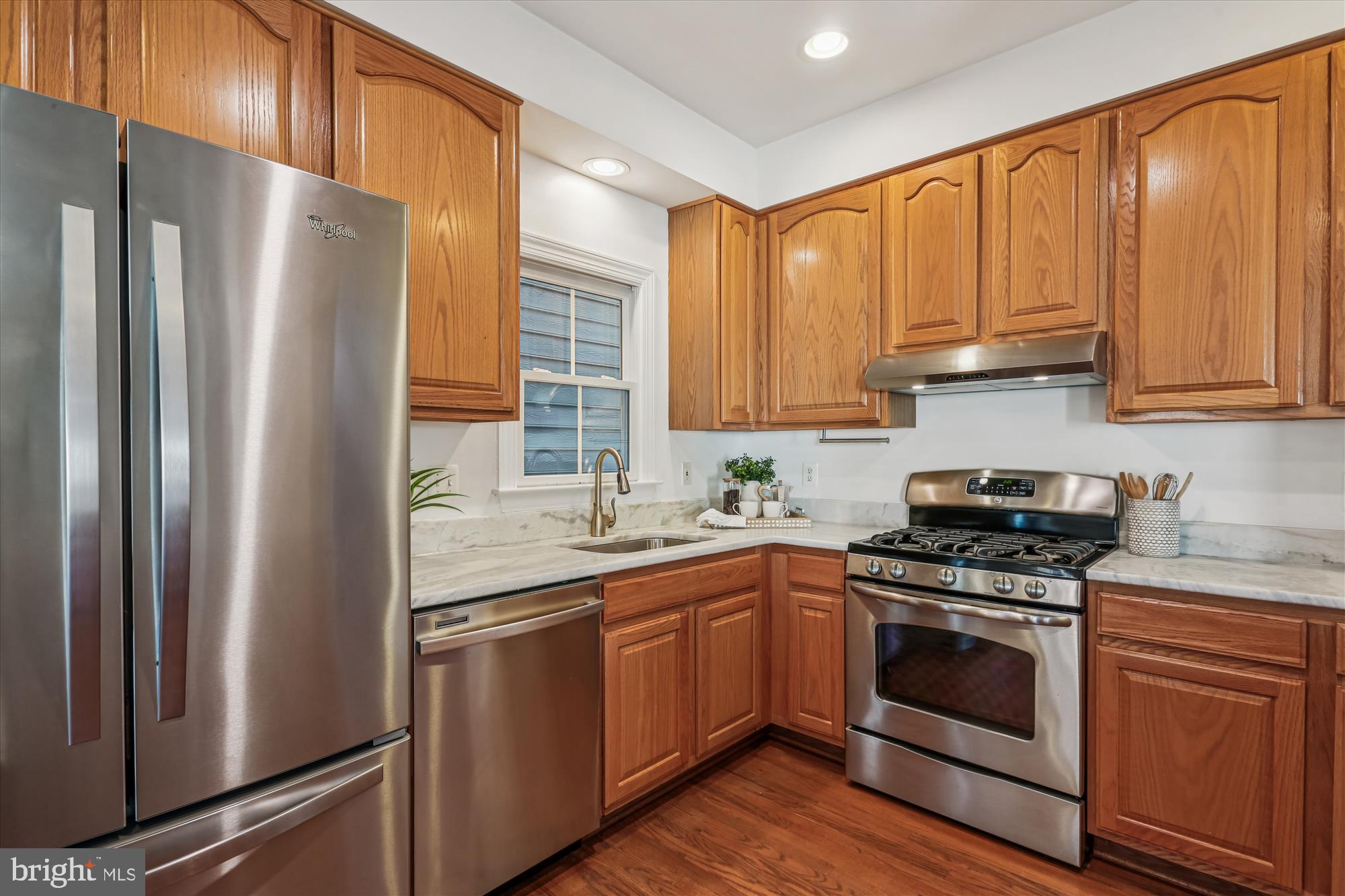 LAKELANDS - Residential