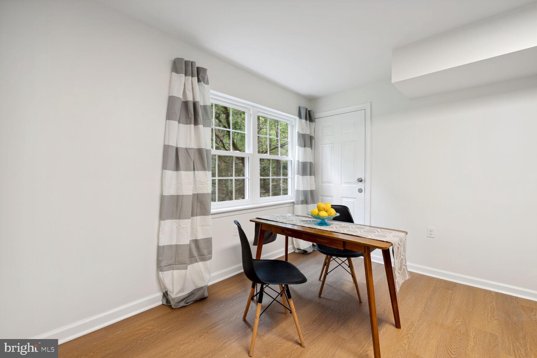 PLYMOUTH GARDENS - Residential