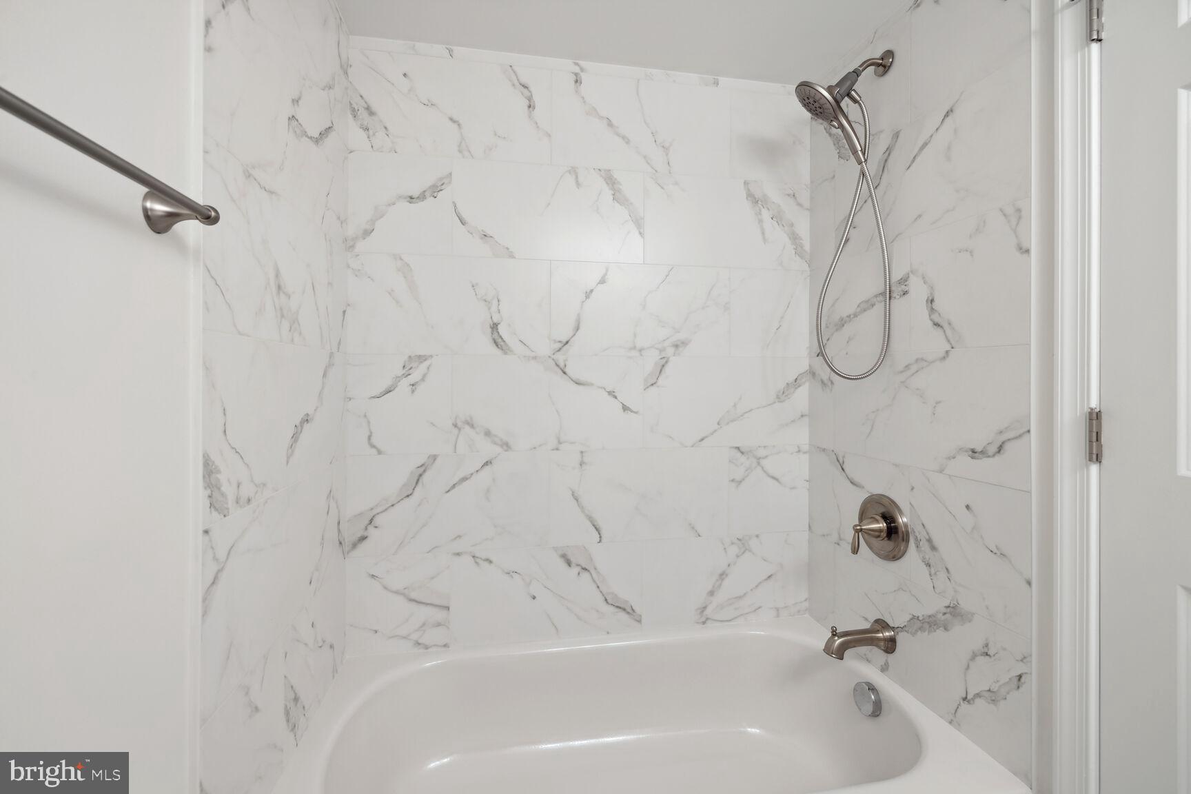 PLYMOUTH GARDENS - Residential