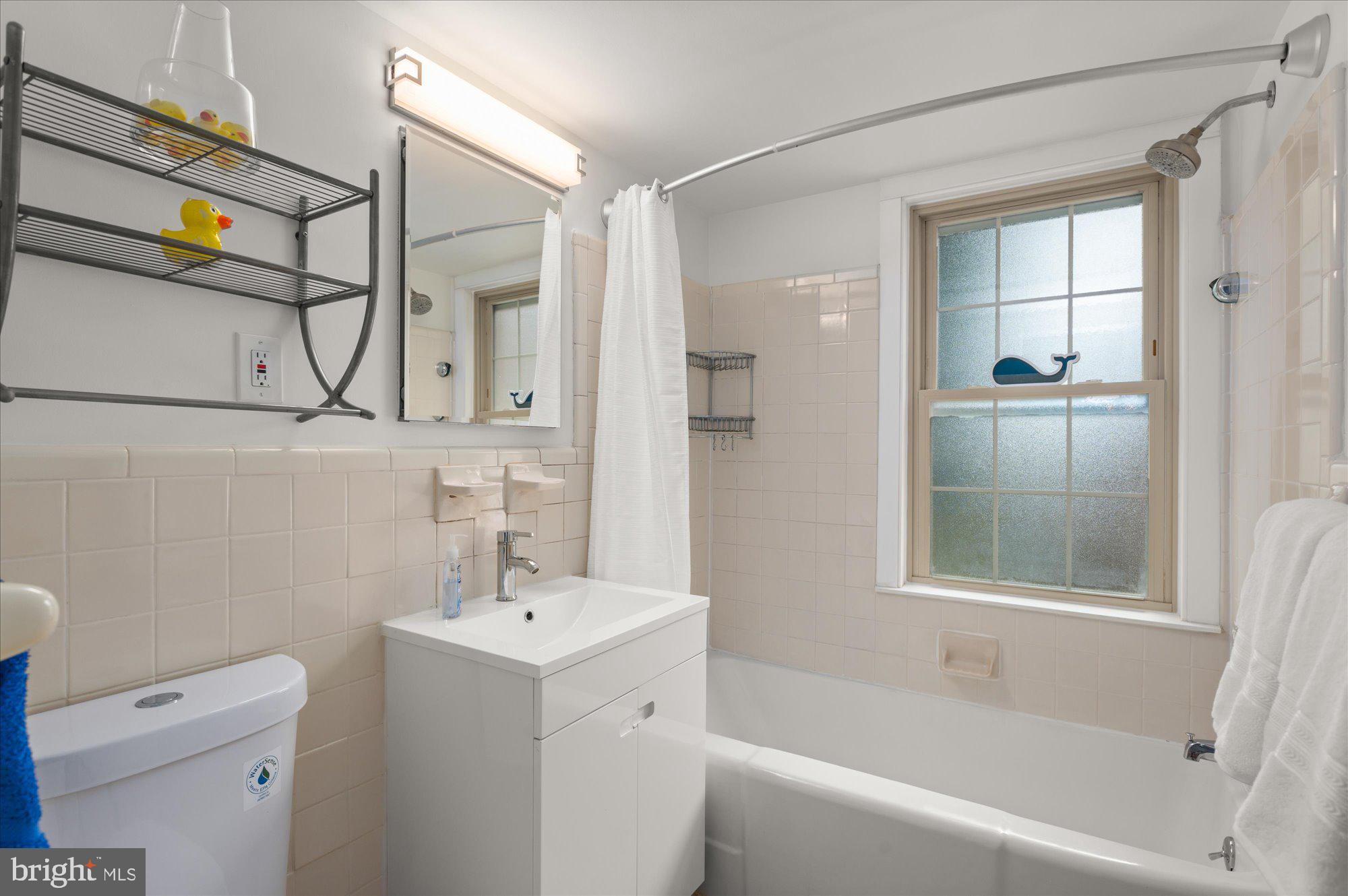 CAMBRIDGE COURTS - Residential