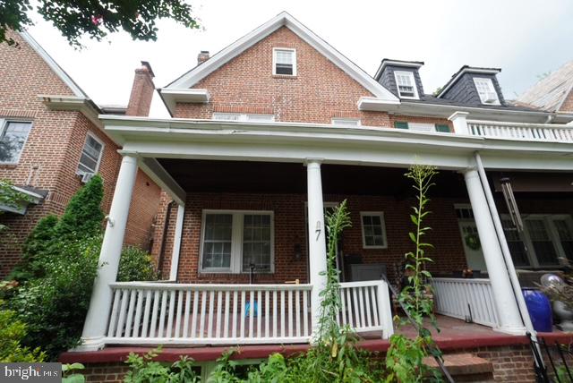 Investment Opportunity – 5BR/2BA Near Major Universities!
Don’t miss this spacious 5-bedroom, 2-bath brick townhome located just minutes from Johns Hopkins, Loyola, and Morgan State. With original hardwood floors, charming architectural details, and covered front and rear porches, this home is full of character. This home offers strong potential for long-term rental income or future resale. Sold as-is, ready for your updates.