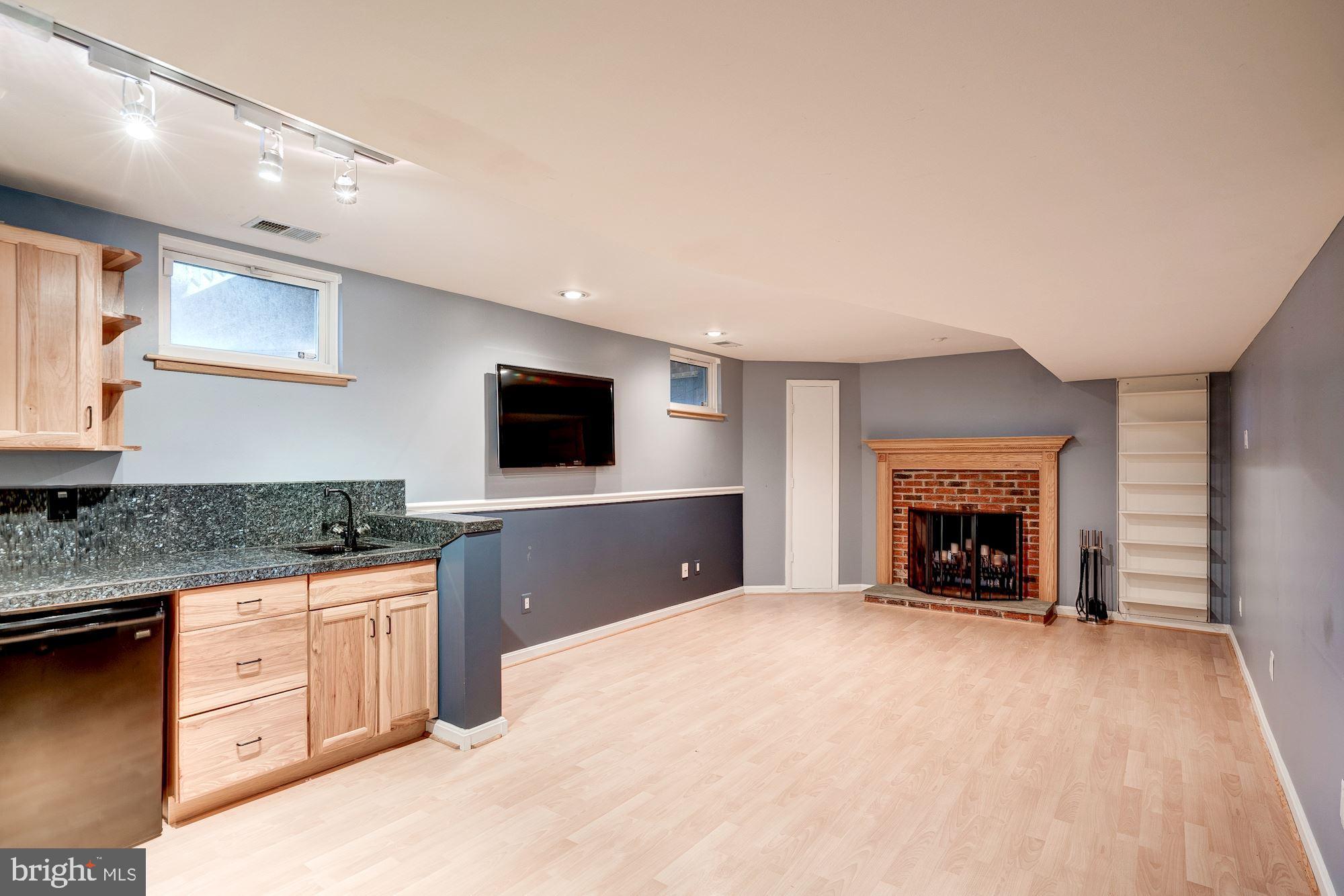 BRADLEY ACRES - Residential