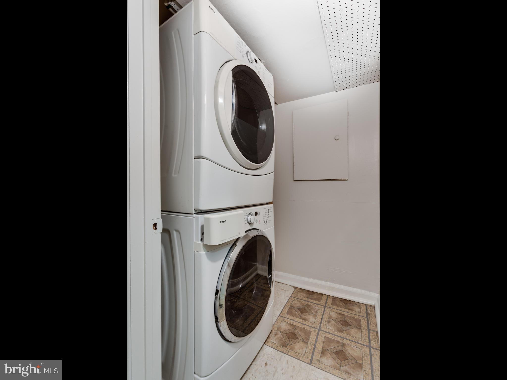 FAIRLINGTON COMMONS - Residential