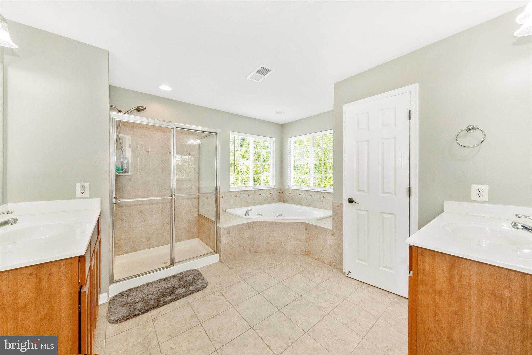 DEMORY FARM - Residential