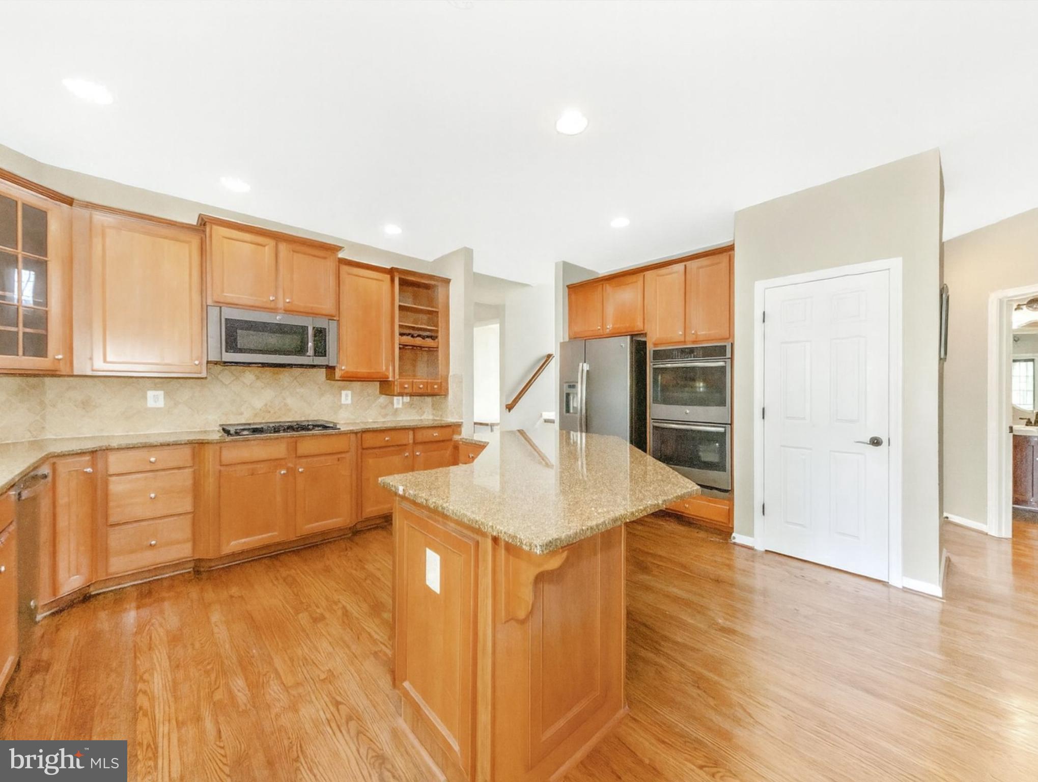 DEMORY FARM - Residential