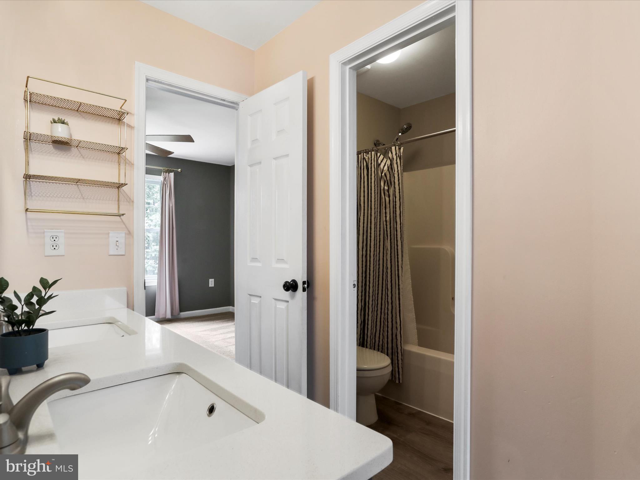 GAP VIEW VILLAGE - Residential