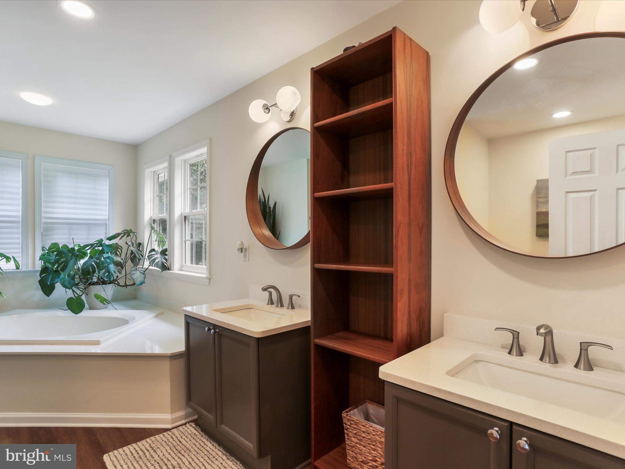 GAP VIEW VILLAGE - Residential