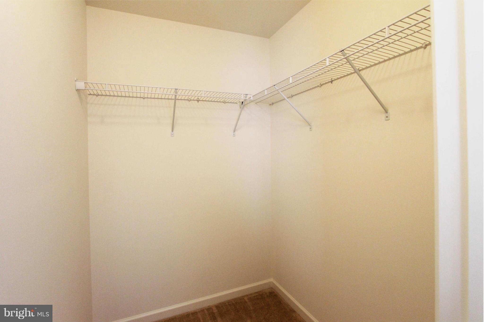 MANOR PARK - Residential