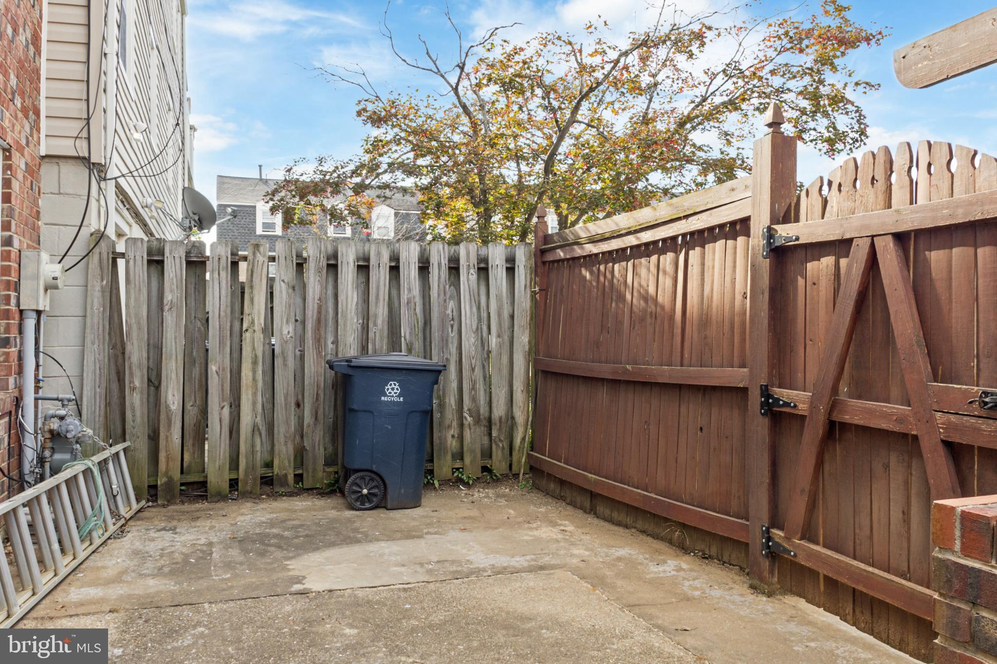 KETTERING CONDO - Residential