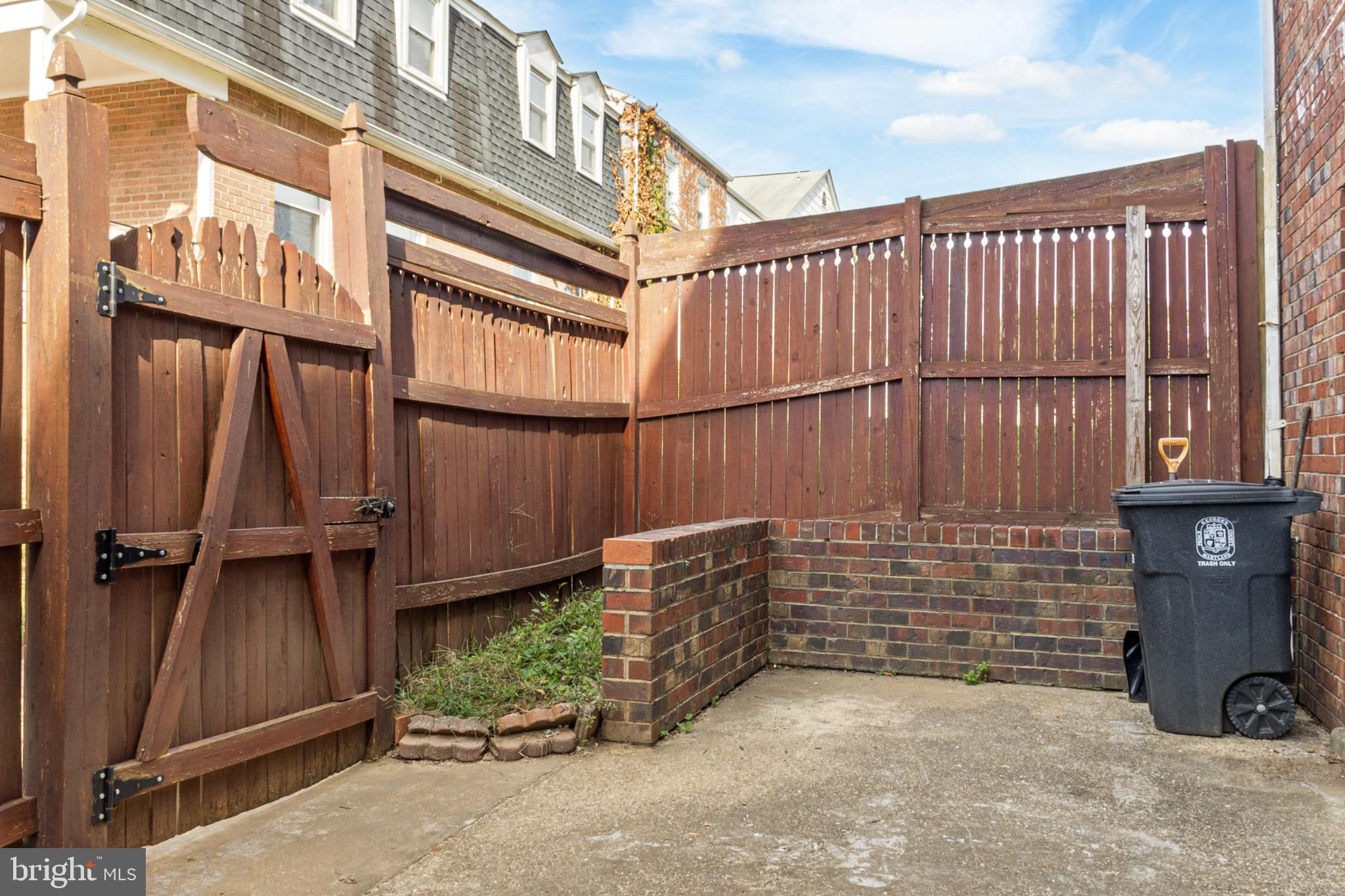 KETTERING CONDO - Residential