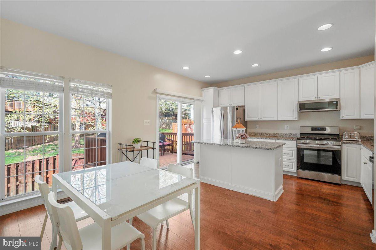 DOMINION STATION - Residential