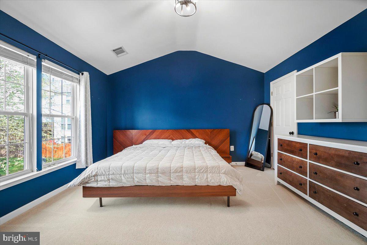 DOMINION STATION - Residential