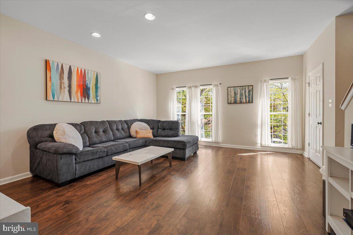 DOMINION STATION - Residential