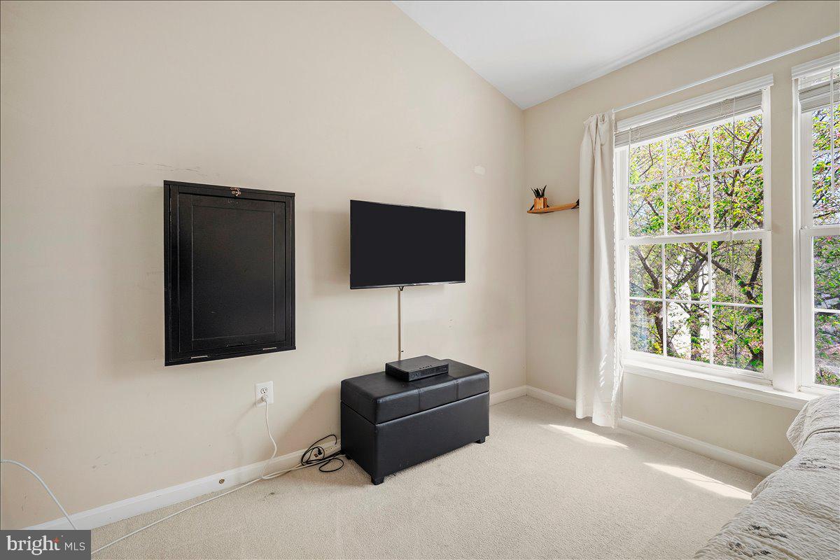 DOMINION STATION - Residential